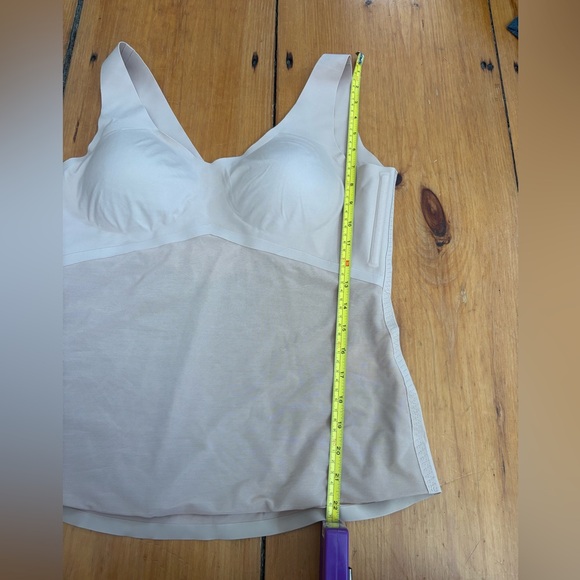 Honeylove LiftWear Tank in Sand, Size Extra Large (XL) - Shapewear Bra Top - Picture 8 of 11